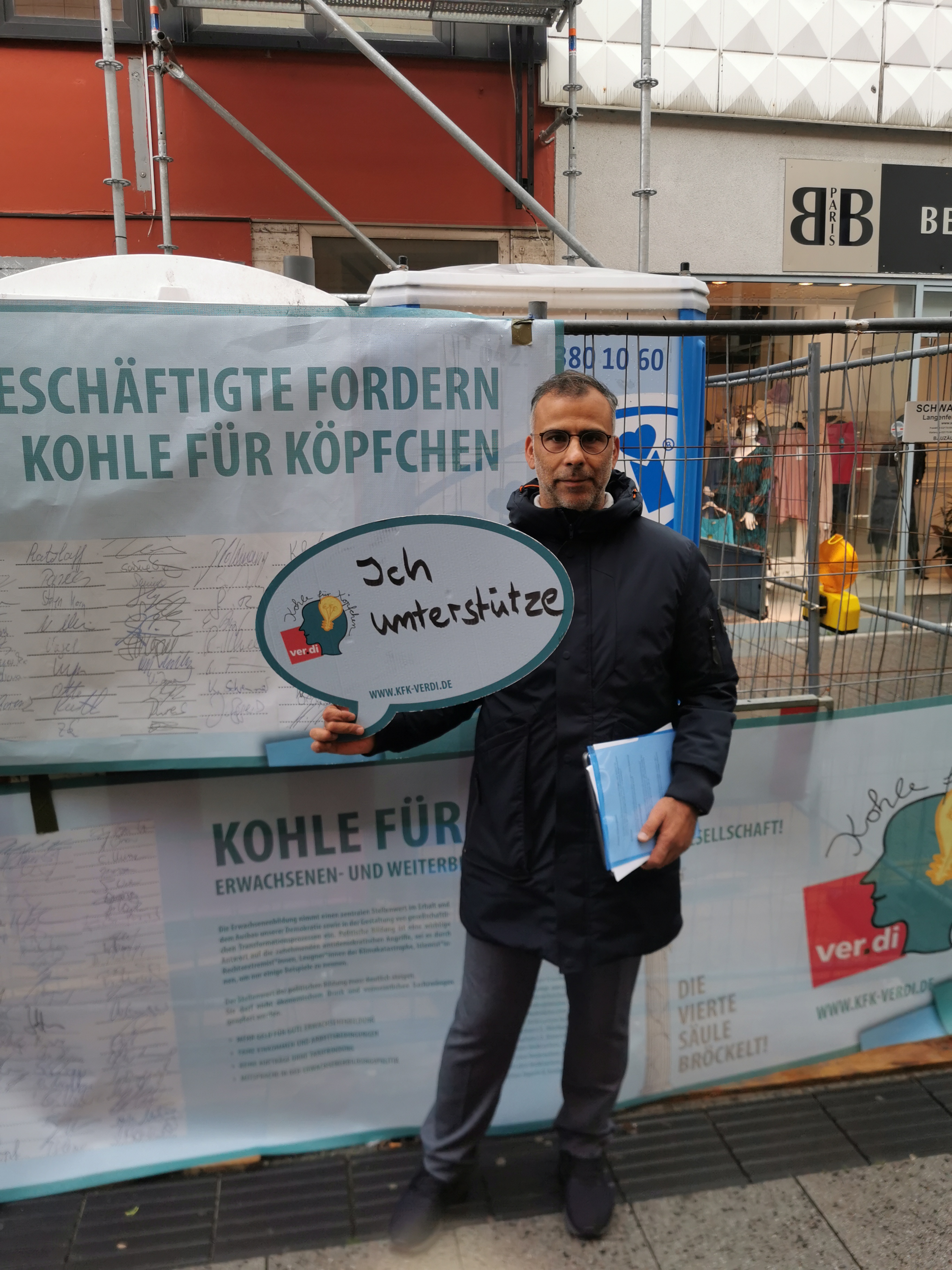 Murat Kalmis (Kandidat der FDP) unterstützt die Kampagne Kohle für Köpfchen. 