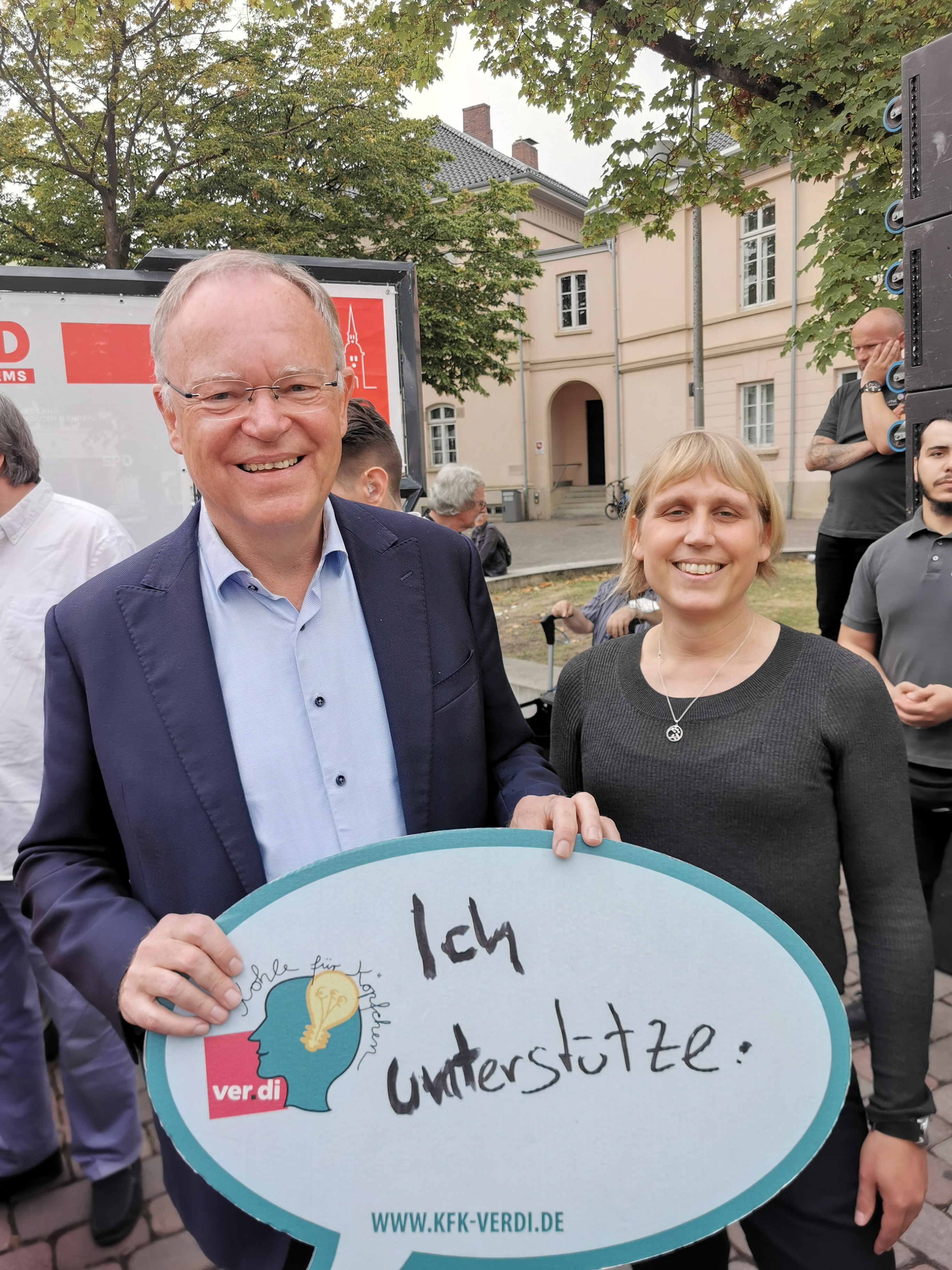 Stephan Weil, Ministerpräsident und Spitzenkandidat der SPD unterstützt unsere Forderungen ...